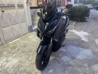 shitet-yamaha-x-max-300-super-gjendje-viti-2017-5500-euro