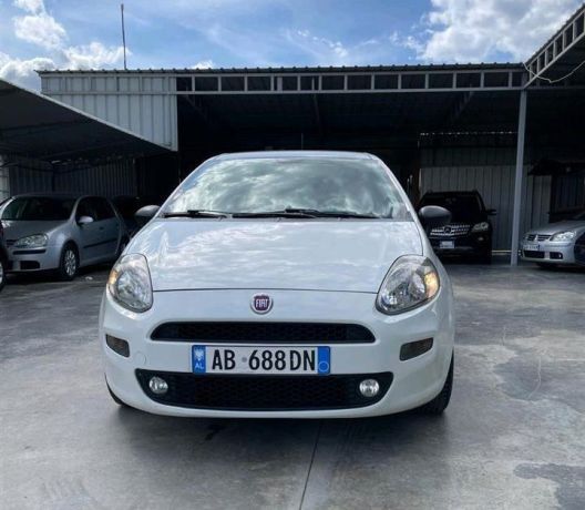 shitet-fiat-grande-punto-evo-14-benzinegas-viti-2013-big-1