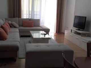 shitet-apartament-212-stacioni-trenit-200000-euro